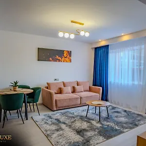  Aparthotel Yamaluxe - Romania
